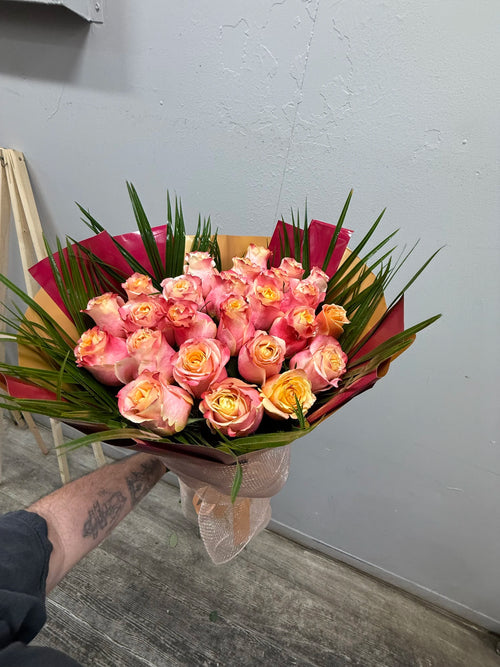 25 Rose Bouquet – Pretty Petals SD